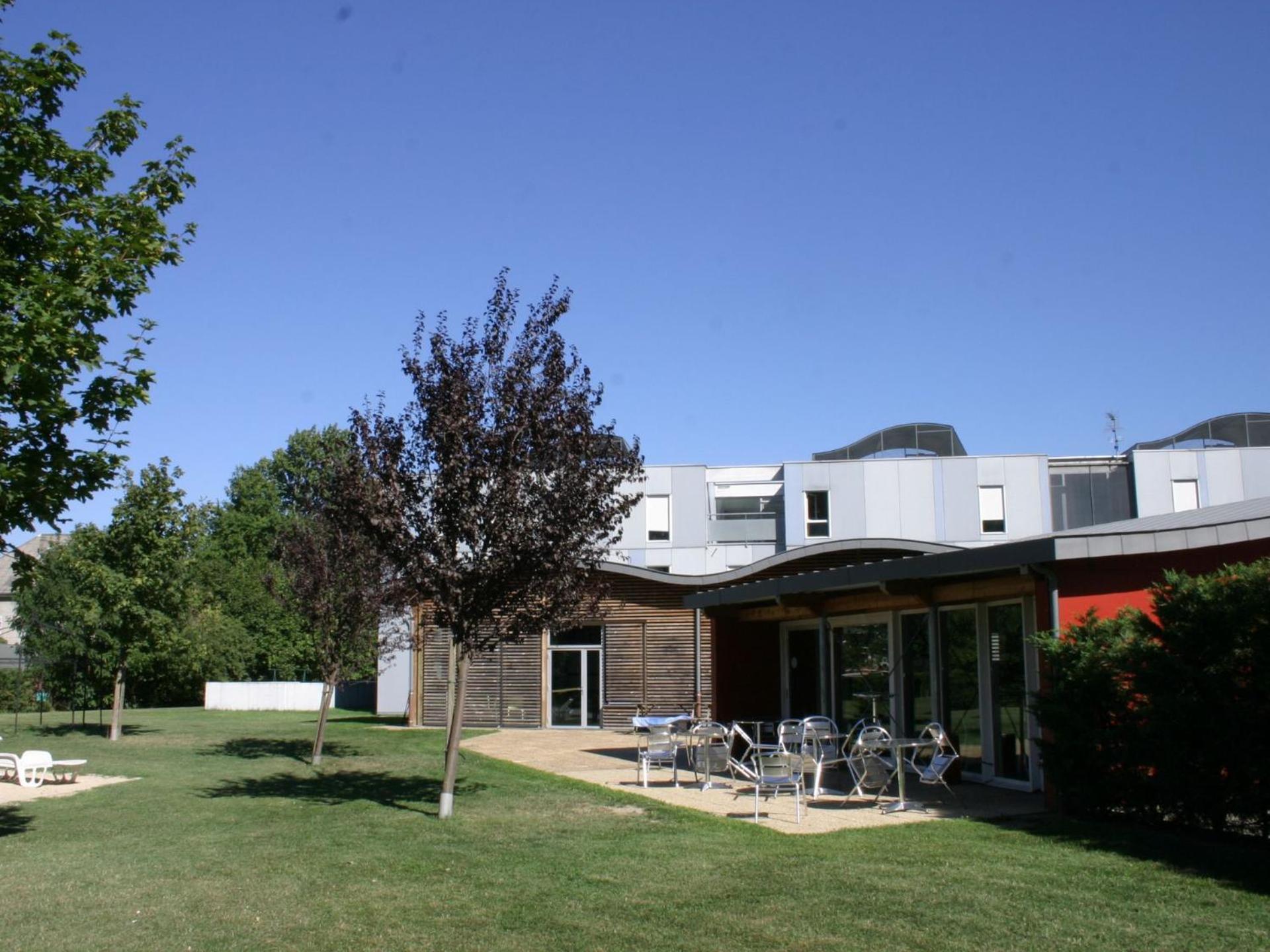 Auberge De Jeunesse Hi Grenoble Échirolles المظهر الخارجي الصورة