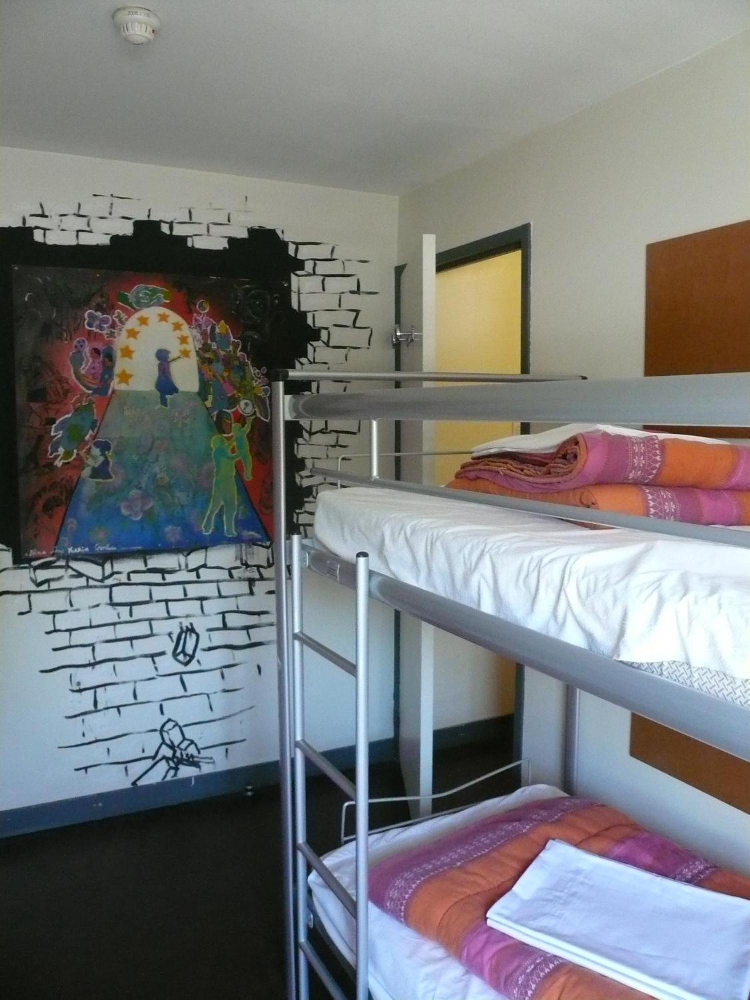 Auberge De Jeunesse Hi Grenoble Échirolles المظهر الخارجي الصورة
